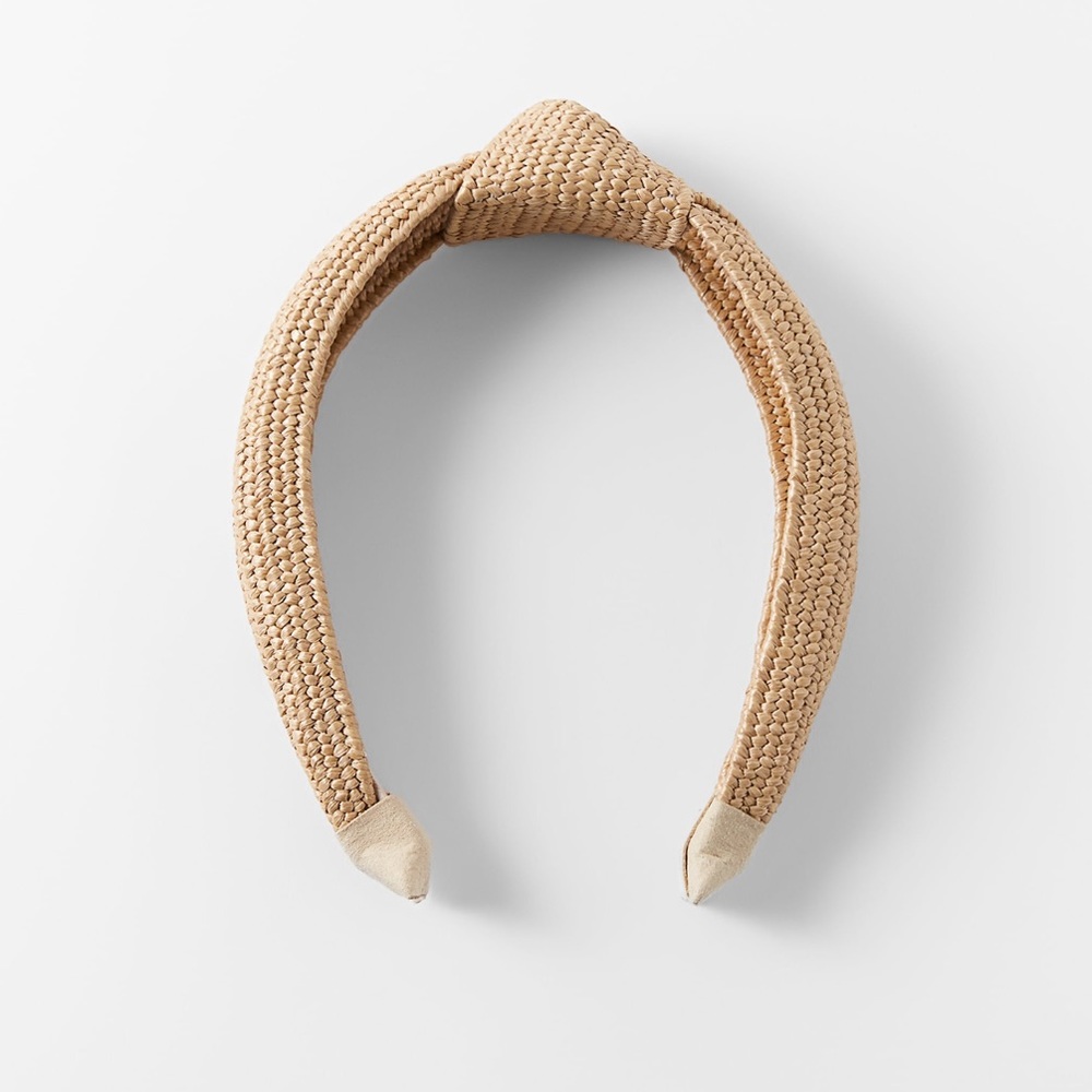 Knotted headband